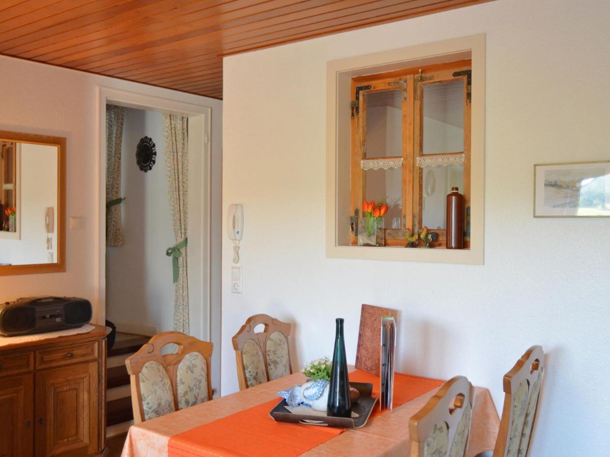 Serene Apartment In Meschede With Balcony Grevenstein 外观 照片
